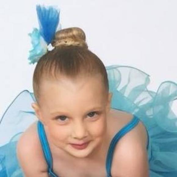 Meet your Posher, Julie - Picture 1 of 1